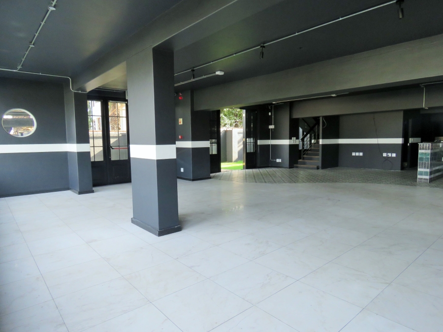 To Let commercial Property for Rent in Somerset West Western Cape
